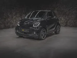 Schwarz Gebraucht 2024 Smart ForTwo Electric Drive Pulse Coupé | 16.888 € (Fairer Preis)