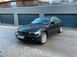 Schwarz Gebraucht 2004 BMW 316 Limousine | 4.200 € (Teuer)