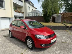 Rot Gebraucht 2009 VW Golf Plus Cross Van / Kleinbus | 4.600 € (Guter Preis)