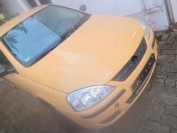 Gelb Gebraucht 2006 Opel Corsa Kleinwagen | 250 € (Superpreis)