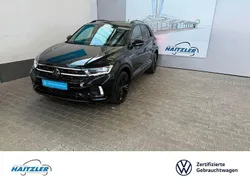 Deep black perleffekt (metallic) Gebraucht 2023 VW T-Roc Style SUV | 29.980 € (Fairer Preis)