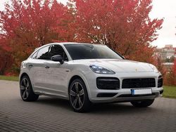 Grau Gebraucht 2021 Porsche Cayenne SUV | 70.000 €