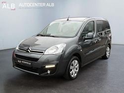 Grau Gebraucht 2017 Citroën Berlingo Van / Kleinbus | 9.990 € (Etwas zu teuer)