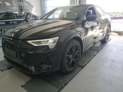 Mythosschwarz metallic Gebraucht 2022 Audi e-tron Sportback Black Edition SUV | 33.945 € (Guter Preis)