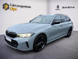 Grau Gebraucht 2024 BMW 320 M Sport Kombi | 39.480 € (Etwas zu teuer)