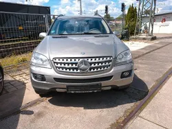 Silber Gebraucht 2006 Mercedes ML320 SUV | 4.990 € (Fairer Preis)