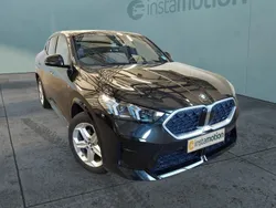 Schwarz Gebraucht 2024 BMW X2 Sport Line SUV | 44.350 € (Fairer Preis)