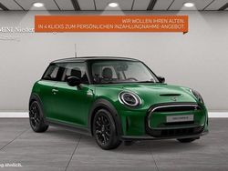 Grün Gebraucht 2022 Mini Cooper SE Kleinwagen | 19.490 € (Etwas zu teuer)