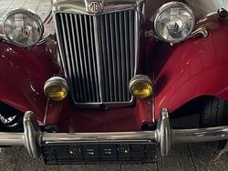 Rot Gebraucht 1952 MG TD Cabrio | 20.000 €
