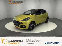 Grün Neu 2025 Hyundai i10 N Line Kleinwagen | 22.999 € (Teuer)