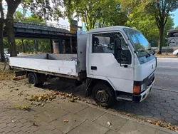 Weiß Gebraucht 1996 Mitsubishi Canter Van / Kleinbus | 5.880 €