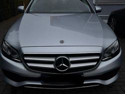 Silber Gebraucht 2017 Mercedes E220 Avantgarde Kombi | 24.900 € (Guter Preis)