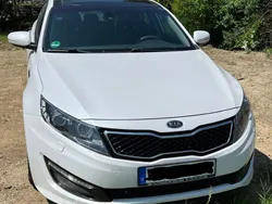 Weiß Gebraucht 2013 Kia Optima Spirit Limousine | 9.500 € (Teuer)