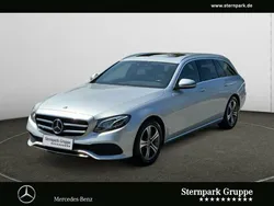 Andere Gebraucht 2019 Mercedes E220 Avantgarde Kombi | 27.880 € (Guter Preis)