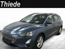 Chromablau metallic Gebraucht 2021 Ford Focus Limousine | 16.950 € (Guter Preis)