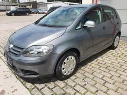 Grau Gebraucht 2006 VW Golf Plus Van / Kleinbus | 3.999 € (Fairer Preis)