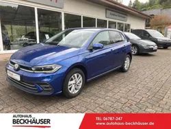 Reef blue metallic (metallic) Gebraucht 2024 VW Polo Style Kleinwagen | 19.900 € (Superpreis)