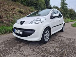 Weiß Gebraucht 2008 Peugeot 107 Filou Kleinwagen | 2.950 € (Fairer Preis)