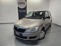 Beige Gebraucht 2011 Skoda Fabia Classic Limousine | 3.750 € (Fairer Preis)