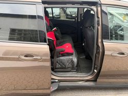 Braun Gebraucht 2016 Ford Grand C-Max Business Edition Van / Kleinbus | 8.000 € (Fairer Preis)