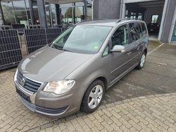 Grau Gebraucht 2009 VW Touran United Van / Kleinbus | 3.950 € (Guter Preis)