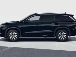 Grenadillschwarz metallic Neu 2025 VW Tayron S SUV | 44.743 € (Guter Preis)