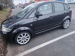 Schwarz Gebraucht 2002 Audi A2 S-Line Kleinwagen | 4.200 € (Fairer Preis)