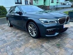 Schwarz Gebraucht 2017 BMW 750 Limousine | 26.300 € (Guter Preis)