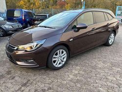 Braun Gebraucht 2017 Opel Astra Edition Kombi | 12.900 € (Fairer Preis)