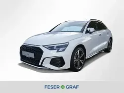 Gletscherweiß metallic Gebraucht 2024 Audi A3 Sportback Ambiente Limousine | 34.440 € (Fairer Preis)