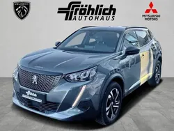Dunkel grau metallic Gebraucht 2023 Peugeot 2008 Allure SUV | 23.990 € (Etwas zu teuer)