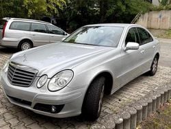 Silber Gebraucht 2008 Mercedes E200 Limousine | 7.500 € (Fairer Preis)