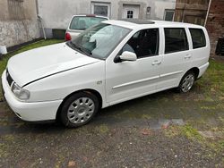 Weiß Gebraucht 1999 VW Polo Kombi | 400 € (Fairer Preis)