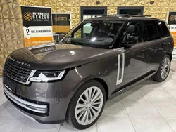 Grau Gebraucht 2023 Land Rover Range Rover First Edition SUV | 142.999 € (Teuer)