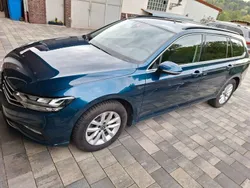 Blau Gebraucht 2023 VW Passat Business Kombi | 29.600 € (Guter Preis)