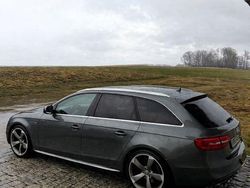 Grau Gebraucht 2015 Audi A4 S-line plus Kombi | 16.600 € (Etwas zu teuer)