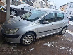 Grau Gebraucht 2005 Peugeot 307 Tendance Limousine | 1.790 € (Guter Preis)