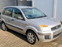 Silber Gebraucht 2006 Ford Fusion Kleinwagen | 1.900 € (Guter Preis)