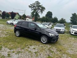 Schwarz ii Gebraucht 2016 BMW 216 Van / Kleinbus | 8.900 € (Fairer Preis)