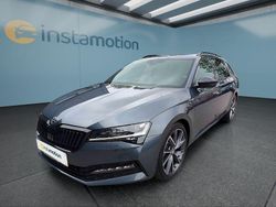 Grau Gebraucht 2022 Skoda Superb Kombi | 31.199 € (Etwas zu teuer)