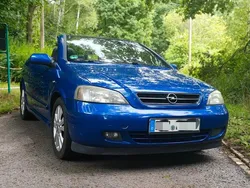 Blau Gebraucht 2003 Opel Astra Cabriolet Cabrio | 3.499 € (Etwas zu teuer)