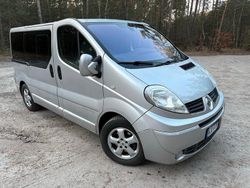 Silber Gebraucht 2013 Renault Traffic Van / Kleinbus | 21.500 €