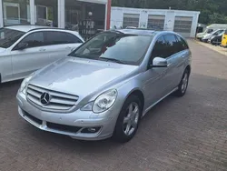 Iridiumsilber metalliclack (metallic) Gebraucht 2005 Mercedes R500 Van / Kleinbus | 15.990 €