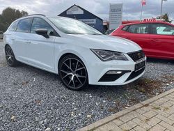 Weiß Gebraucht 2020 Cupra Leon Kombi | 23.500 € (Guter Preis)