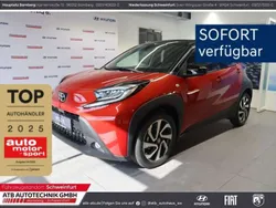 Rot Neu 2024 Toyota Aygo Team Kleinwagen | 19.890 €