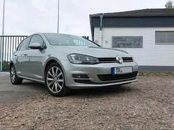 Silber Gebraucht 2013 VW Golf VII Highline Limousine | 10.500 € (Etwas zu teuer)