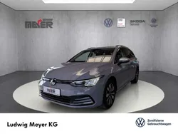 Mondsteingrau Gebraucht 2024 VW Golf VIII Move Kombi | 26.190 € (Fairer Preis)
