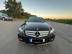 Schwarz Gebraucht 2010 Mercedes C350 Limousine | 10.500 € (Etwas zu teuer)