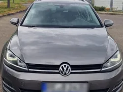 Grau Gebraucht 2015 VW Golf VII Kombi | 8.300 € (Guter Preis)