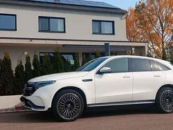 Weiß Gebraucht 2021 Mercedes EQC400 AMG line SUV | 37.990 € (Fairer Preis)